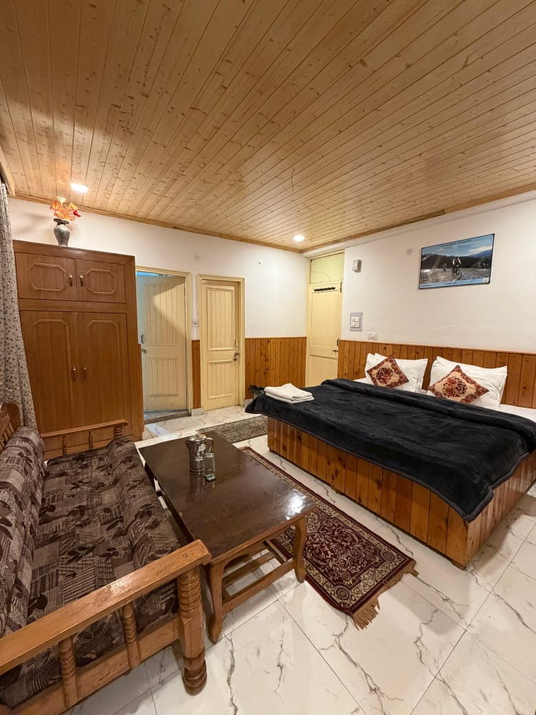 Spacious room with sitting area